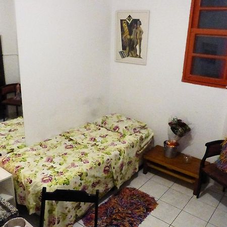Hospedaria Amarelinho Sao Paulo Bagian luar foto